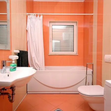Apartment Soline 8979a